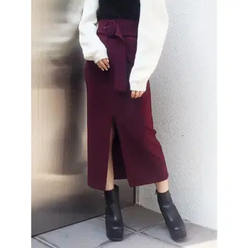 MURUA 벨티드 펜슬 스커트