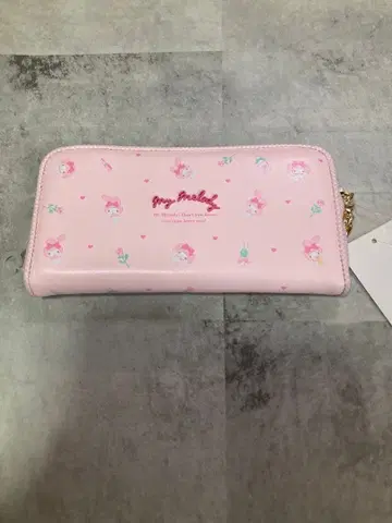 산리오 마이멜로디 하트 라운드 지퍼 장지갑