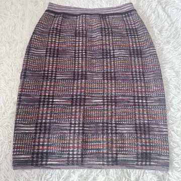 새상품급 MISSONI 미쏘니 니트 스커트 42 사이즈 울 100%