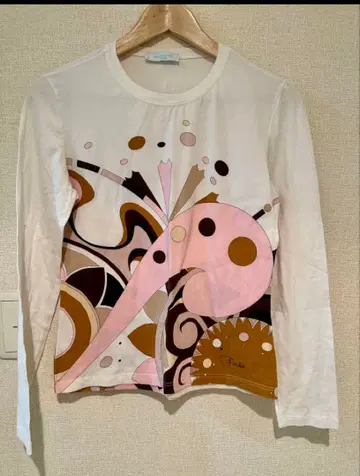 에밀리오 푸치 긴팔 T셔츠 패턴 제품 [ 새상품급 ]