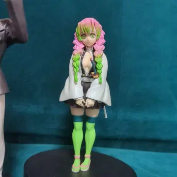 귀멸의 칼날 피규어 칸로지 미츠리 이쿠로 오바나이