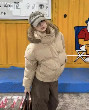 다운 자켓 브라운 베이지