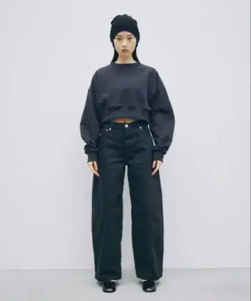 [ JSELF ] Sleeve Slit Short Sweat