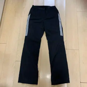 새상품급 adidas 방풍 방한 속기모 블랙 스트라이프 팬츠 L 사이즈