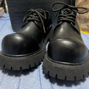 통굽 가죽 신발 블랙