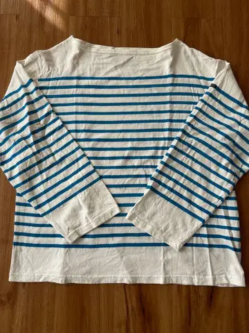 Outil 스트라이프 긴팔T셔츠