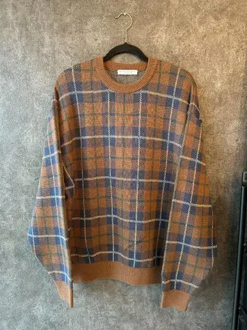 미스터 젠틀맨 체크 무늬 니트 스웨터