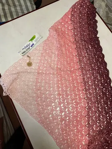 그라데이션 핑크 레이스 편직 숄