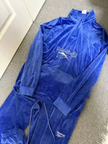 리복 벨로아 셋업