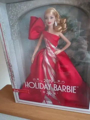 바비 인형 새상품 홀리데이 바비 레어 2019