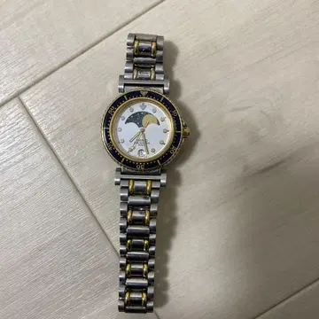 문페이즈 쿼츠 손목시계 실버/골드