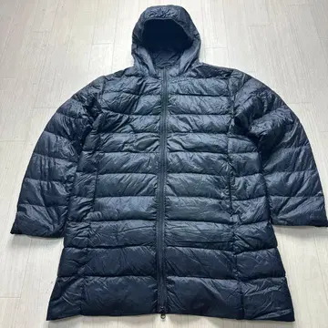 유니클로 울트라 라이트 다운 후디드 코트 XL 블랙