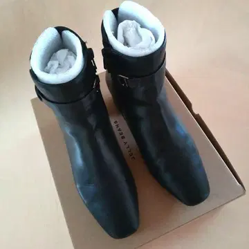 새상품급 젤리빈스 숏부츠 M 사이즈 블랙 23.0 23.5