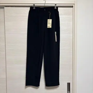 무인양품 원턱 팬츠 블랙 재생 소재 사용