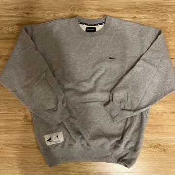 디센던트 크루넥 맨투맨