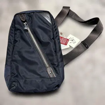 ultima TOKYO 바디백 원 숄더 타입 네이비