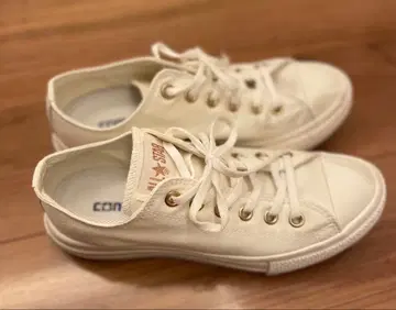 Converse 화이트 로우컷 스니커즈