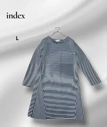 새상품급 월드 index 보더 원피스 L