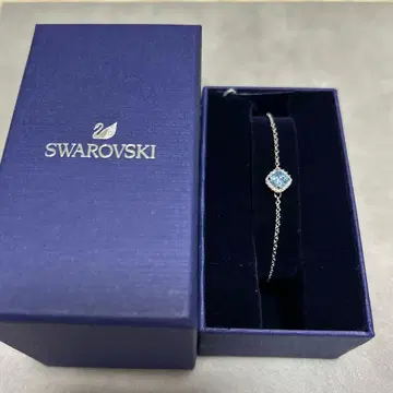 스와로브스키 [ Angelic Cushion 팔찌 ] 5567933