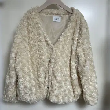 로리즈팜 보아 자켓 모코모코 아우터