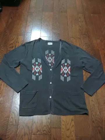 pherrows 가디건 롱T 네이티브 무늬 자수 직조 차콜