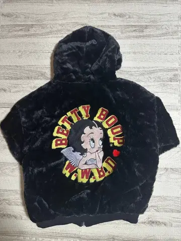 미사용, 택 포함 베티 부프 자수 기모 후드티 점퍼 블루종