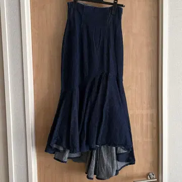 snidel 스나이델 하이웨스트 헴 볼륨 스커트