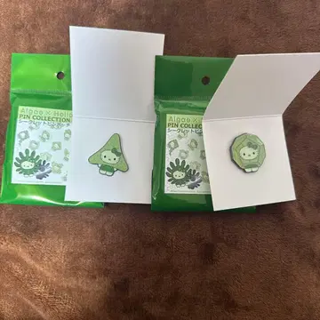 일본관 핀 배지 키티 2개 EXPO2025