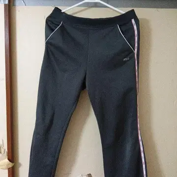 FILA 블랙 슬림 러닝 팬츠 L