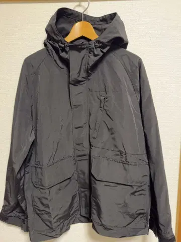 블랙 나일론 자켓 사이즈 7