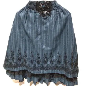 axes femme 스커트 액시즈