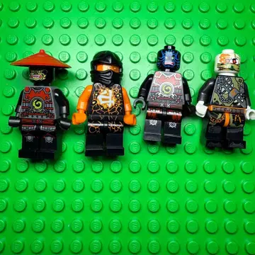 레고 닌자고 미니 피규어 4체 세트
