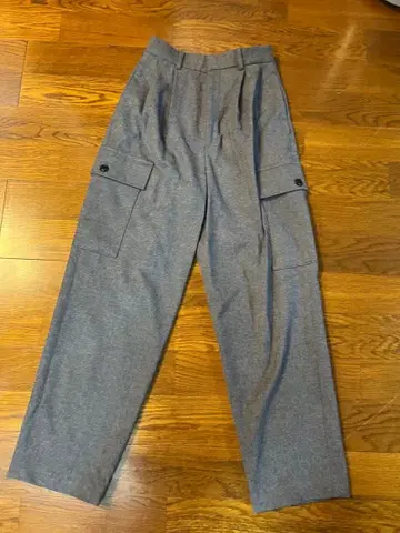 LOEFF | 그레이 턱 팬츠