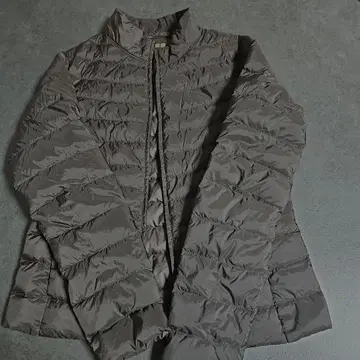 UNIQLO 라이트 다운 자켓 여성용 브라운