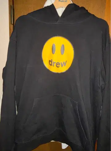 drew house 스마일 마크 블랙 후드티 L 사이즈