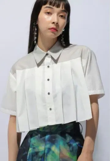 HARE 플리츠 숏 셔츠