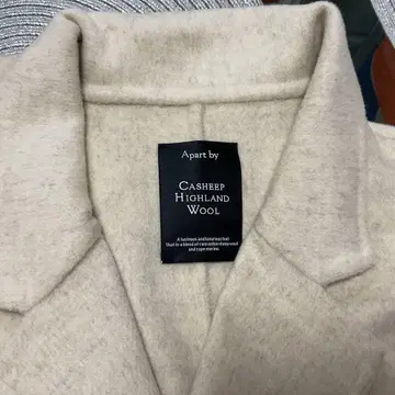 Apart by 캐시미어 하이랜드울 체스터 코트