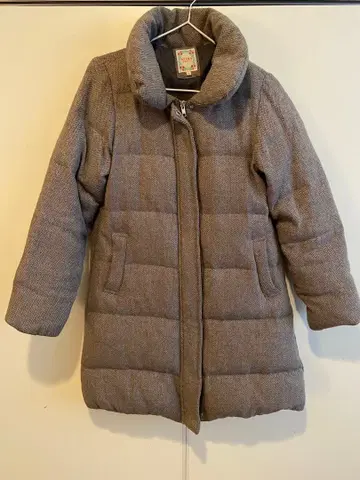 그레이 퀼팅 다운 자켓