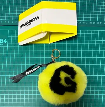 GENERATIONS 퍼 키링