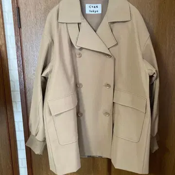 CYAN tokyo 폴리에스테르 피 코트