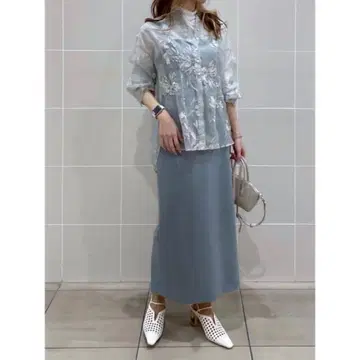 COCODEAL 플라워 자수 오간자 블라우스