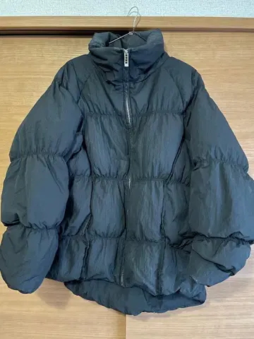 NO-025 AXR527 UN3D. 블랙 다운 코트