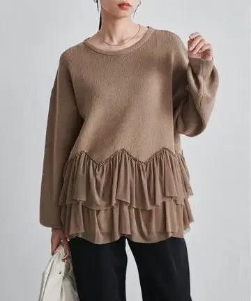 새상품 택 포함 촉촉 밑단 튤 도킹 니트