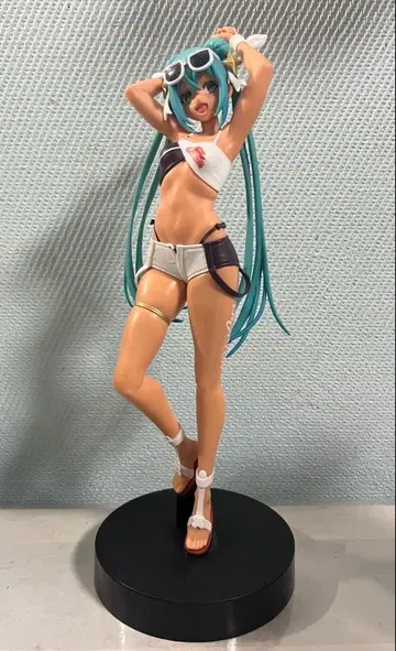 하츠네 미쿠 레이싱Ver. 레이싱 미쿠 2023 Tropical Ver.