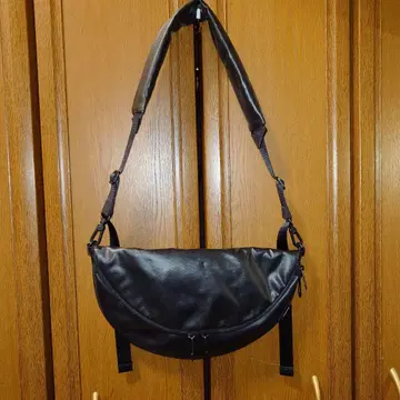 cote&ciel 코트에시엘 Hala Sleek 바디백