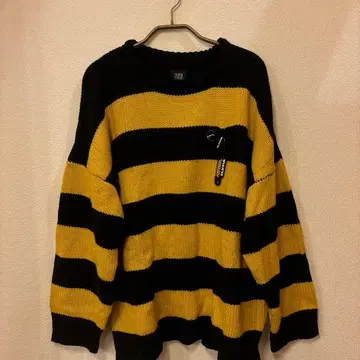 [ 무료배송 ] ELVIRA 스트라이프 니트 스웨터 M 사이즈