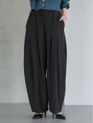 [ Apart by ] 인기 슬랙스 코쿤 볼륨 팬츠 블랙