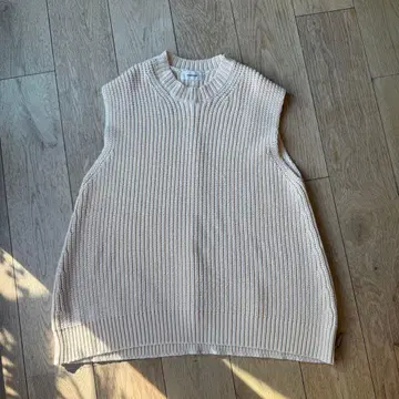 MACHATT 니트 베스트 크루넥 슬리브리스