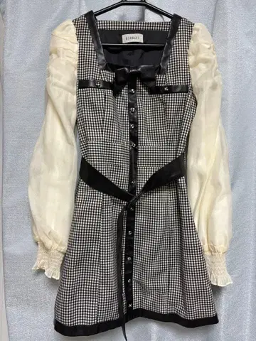 BUBBLES 포인트 가죽 클래시컬 원피스