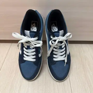 새상품급 VANS 스니커즈 블루 네이비 26cm